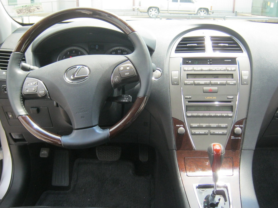 2011 Lexus ES 350 Sedan