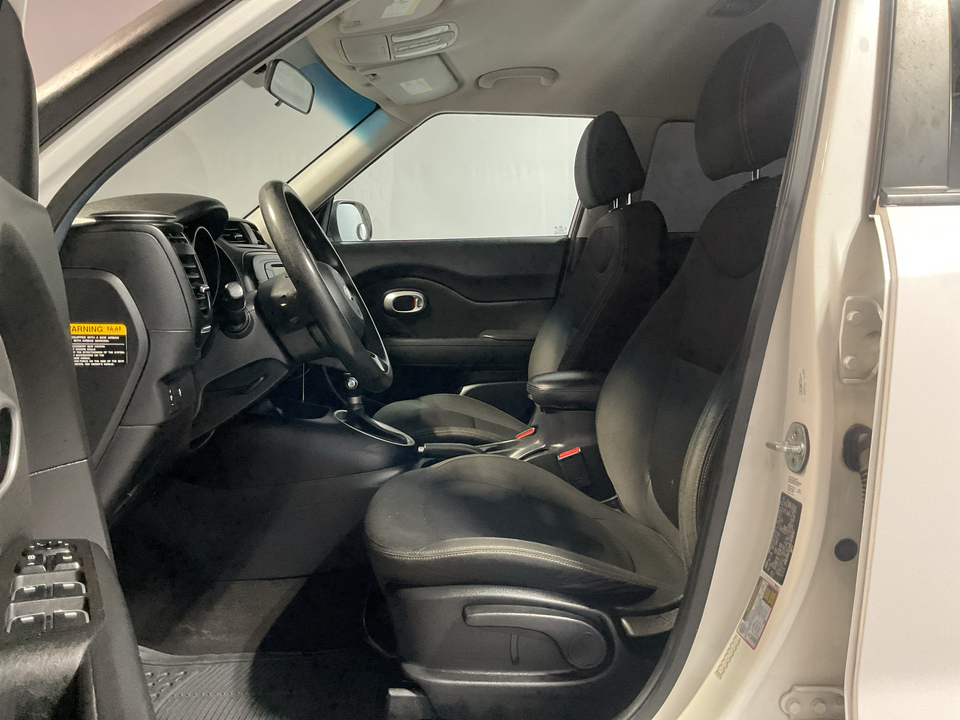 2017 Kia Soul Base 6A