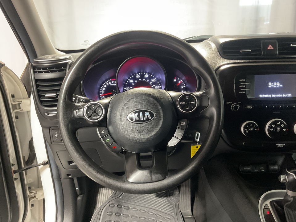 2017 Kia Soul Base 6A
