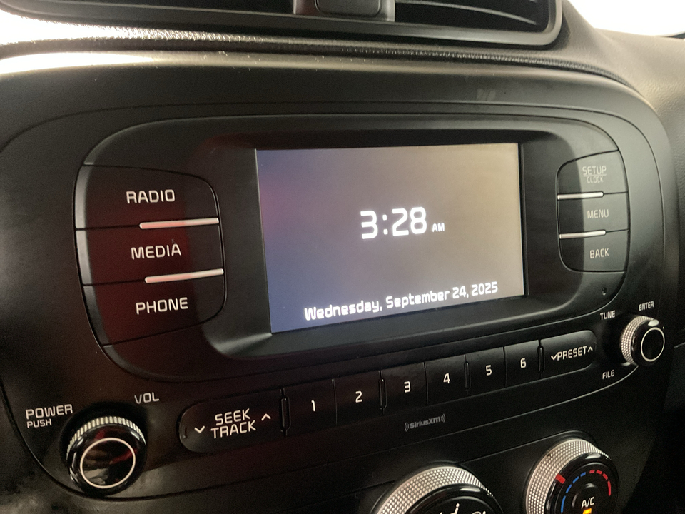 2017 Kia Soul Base 6A