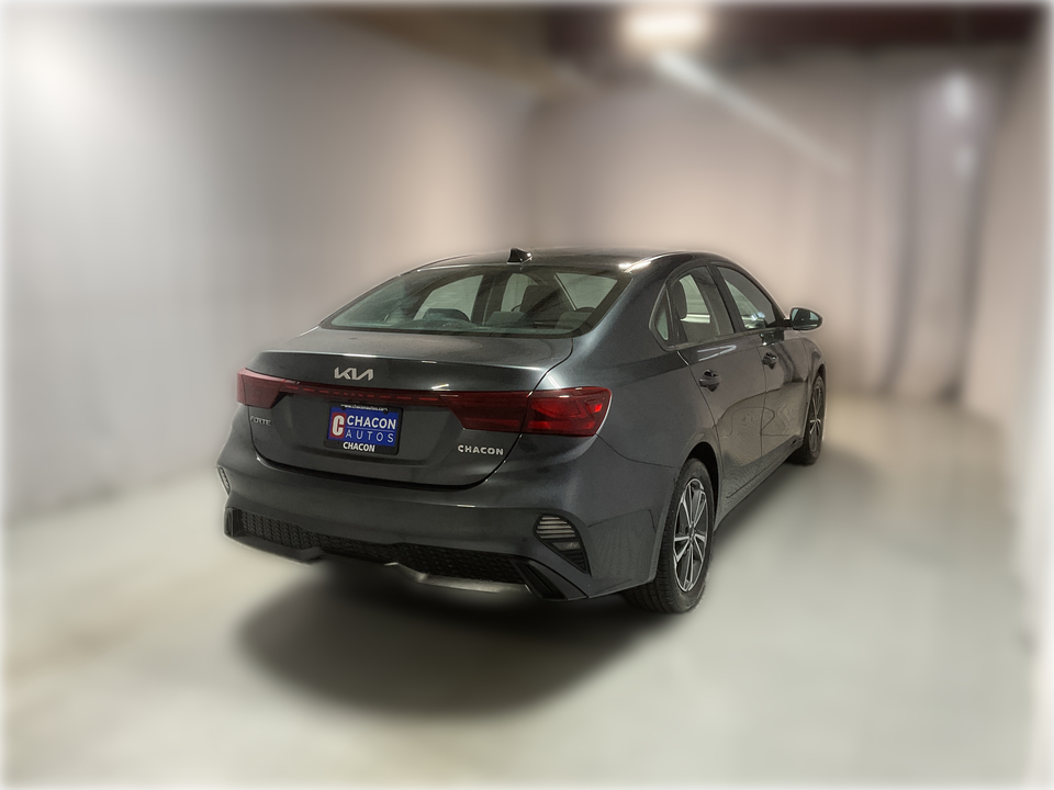 2022 Kia Forte FE