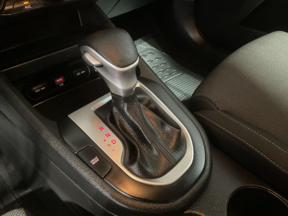 2022 Kia Forte FE