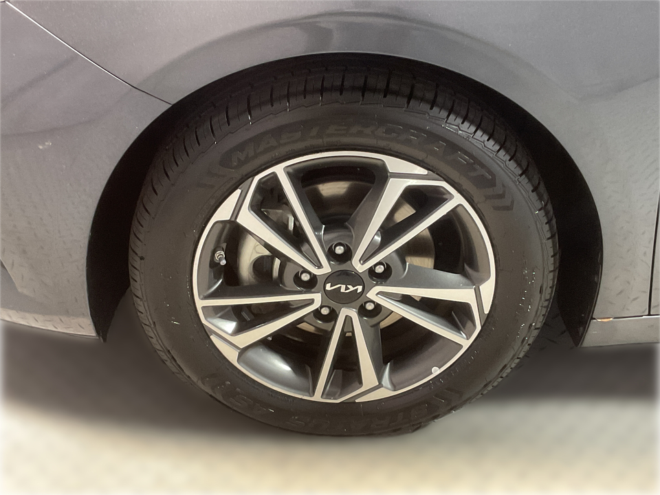 2022 Kia Forte FE