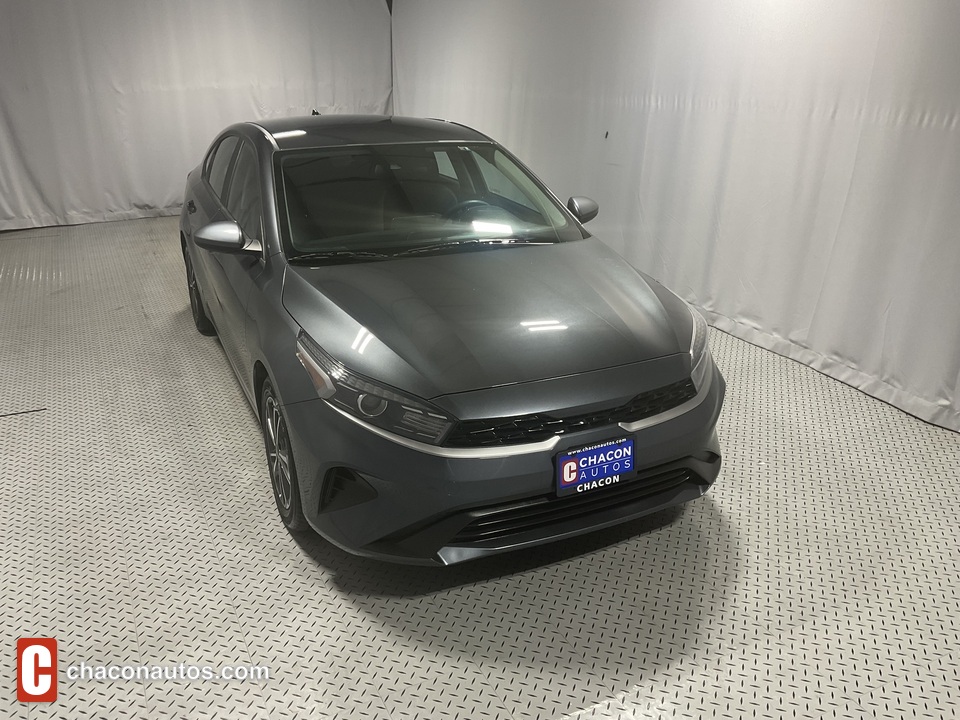 2022 Kia Forte FE