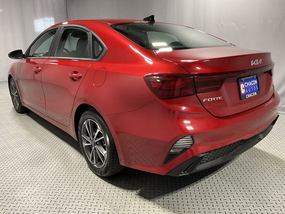2022 Kia Forte FE
