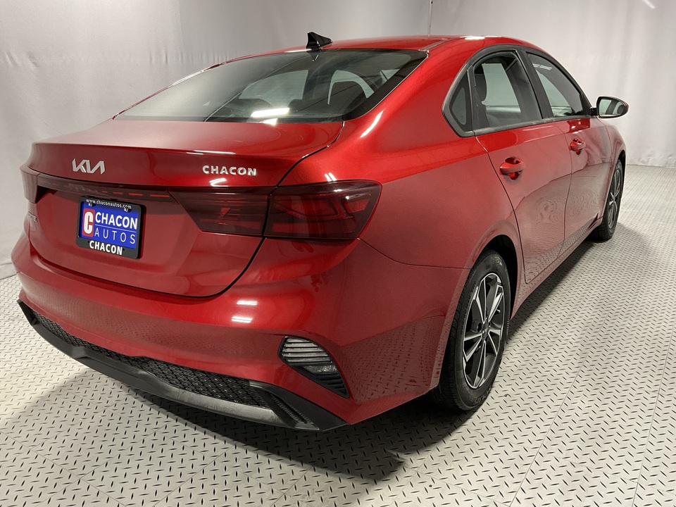 2022 Kia Forte FE