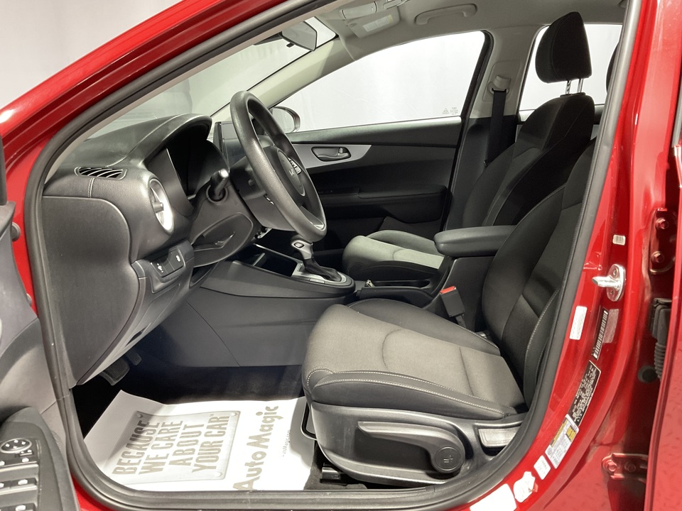 2022 Kia Forte FE