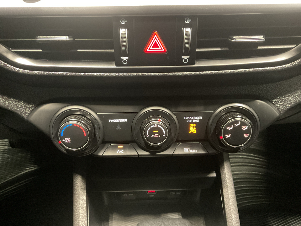 2022 Kia Forte FE