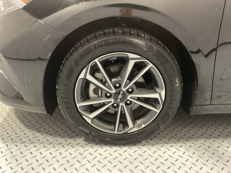 2022 Kia Forte FE