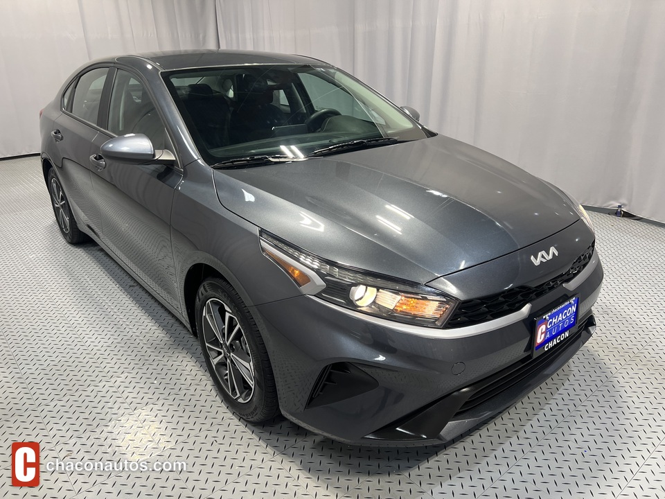 2022 Kia Forte FE