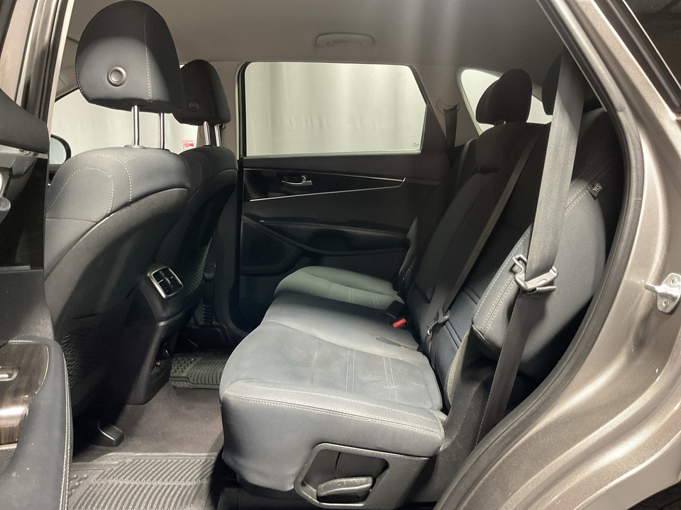 2019 Kia Sorento LX 2WD