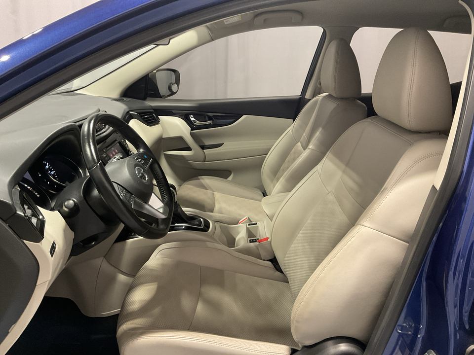 2022 Nissan Rogue Sport SV AWD