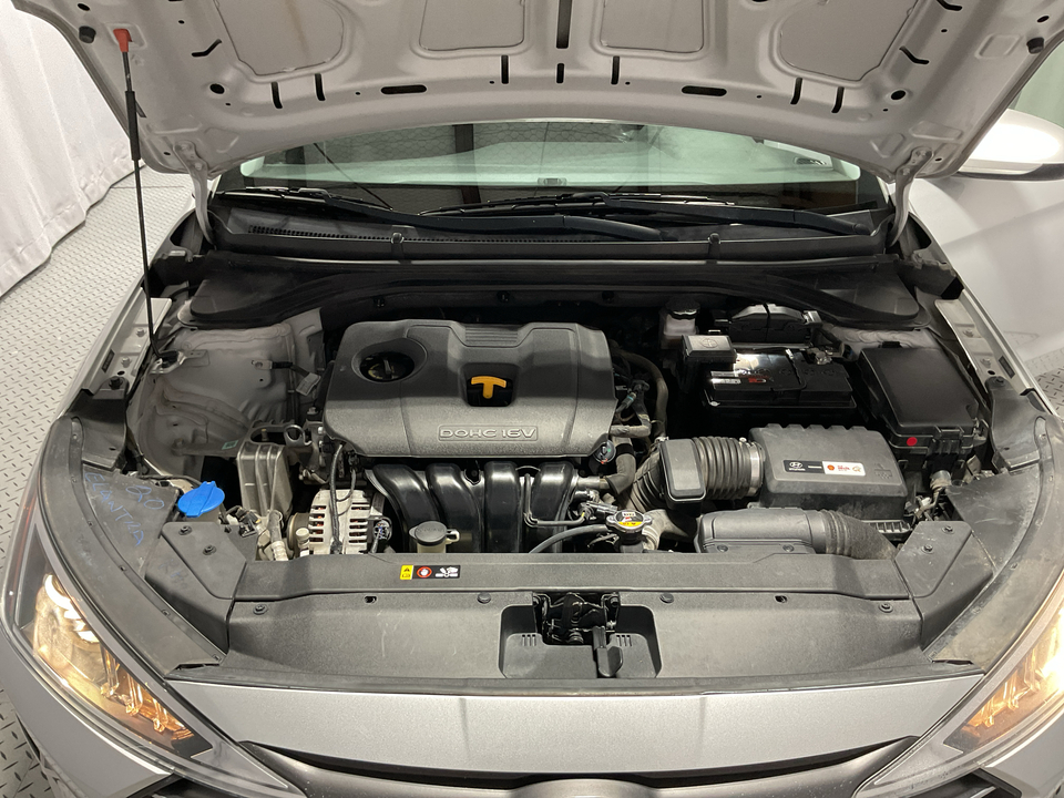 2019 Hyundai Elantra SE 6AT