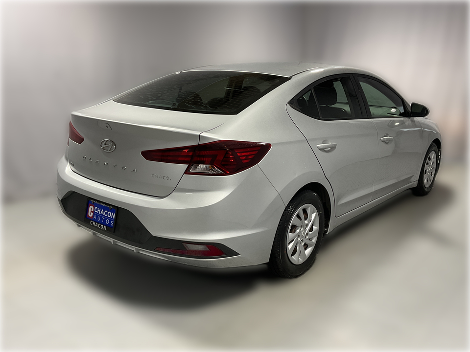2019 Hyundai Elantra SE 6AT