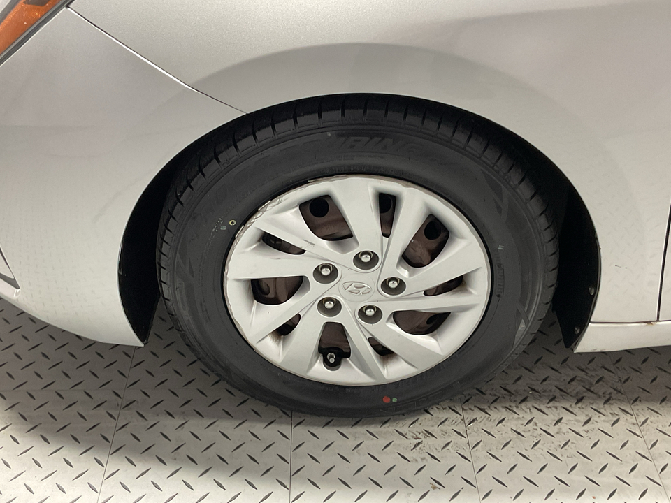 2019 Hyundai Elantra SE 6AT