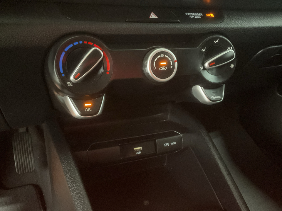 2022 Kia Rio LX