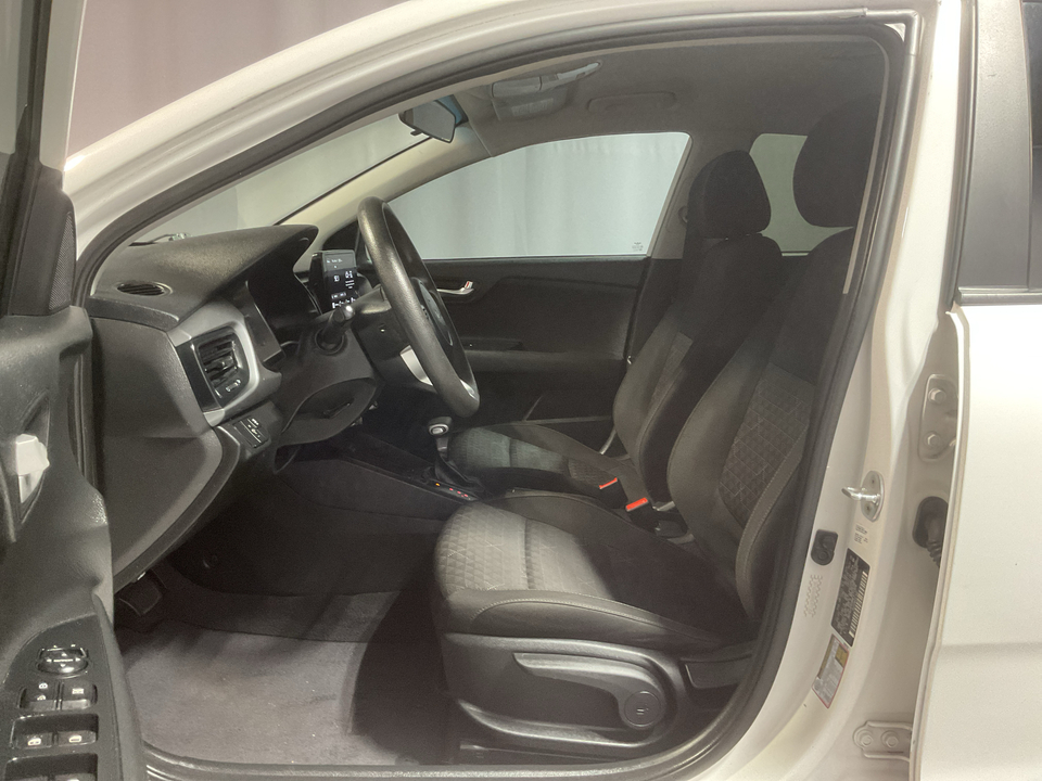 2022 Kia Rio LX