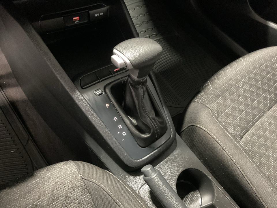 2022 Kia Rio S