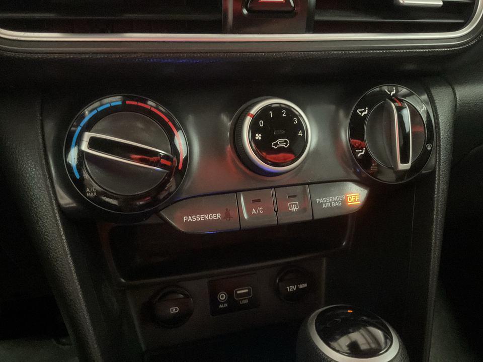 2020 Hyundai Kona SE