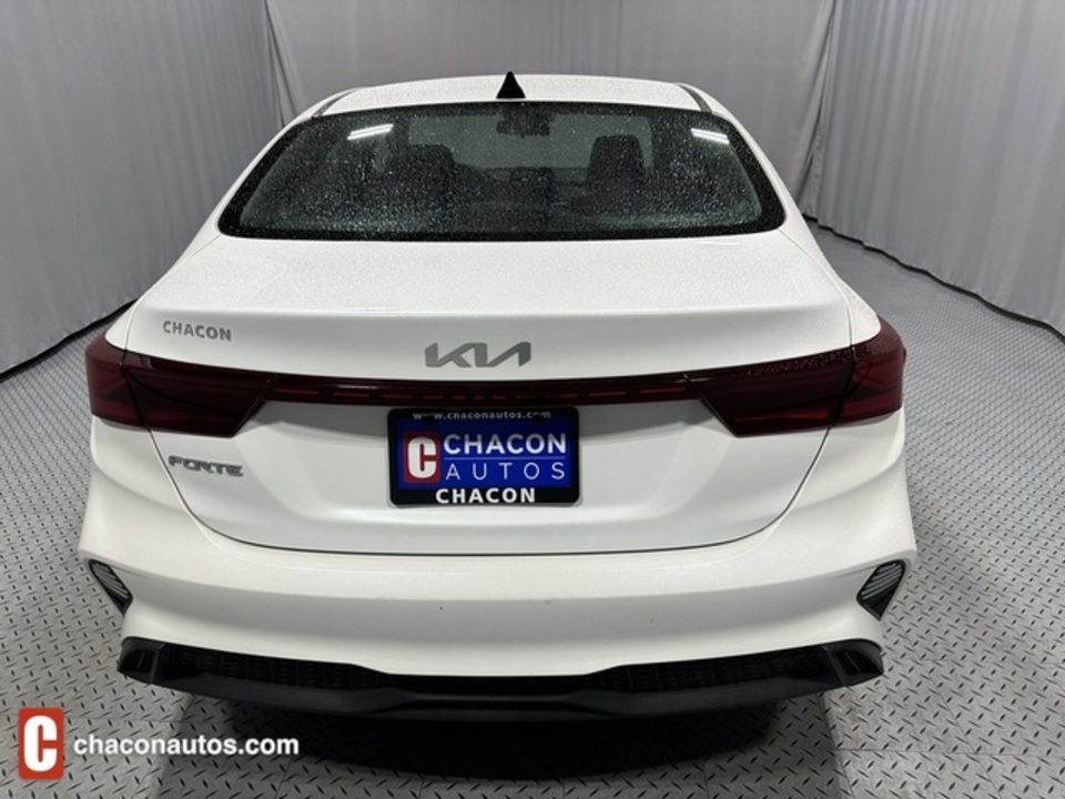 2022 Kia Forte FE