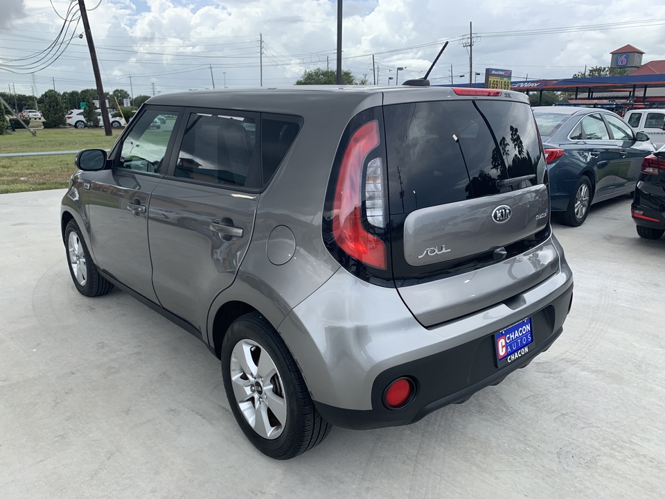 Used 2017 Kia Soul Base 6A for Sale - Chacon Autos