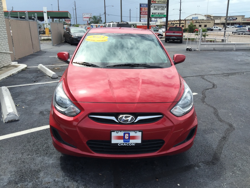 2013 Hyundai Accent GLS 4-Door