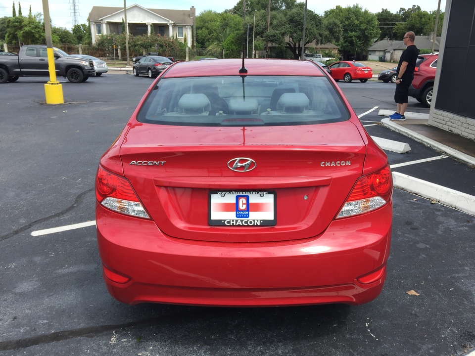 2013 Hyundai Accent GLS 4-Door