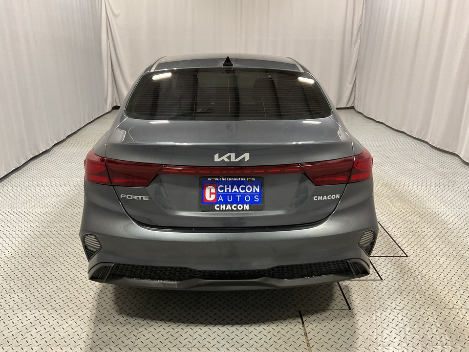 2022 Kia Forte FE
