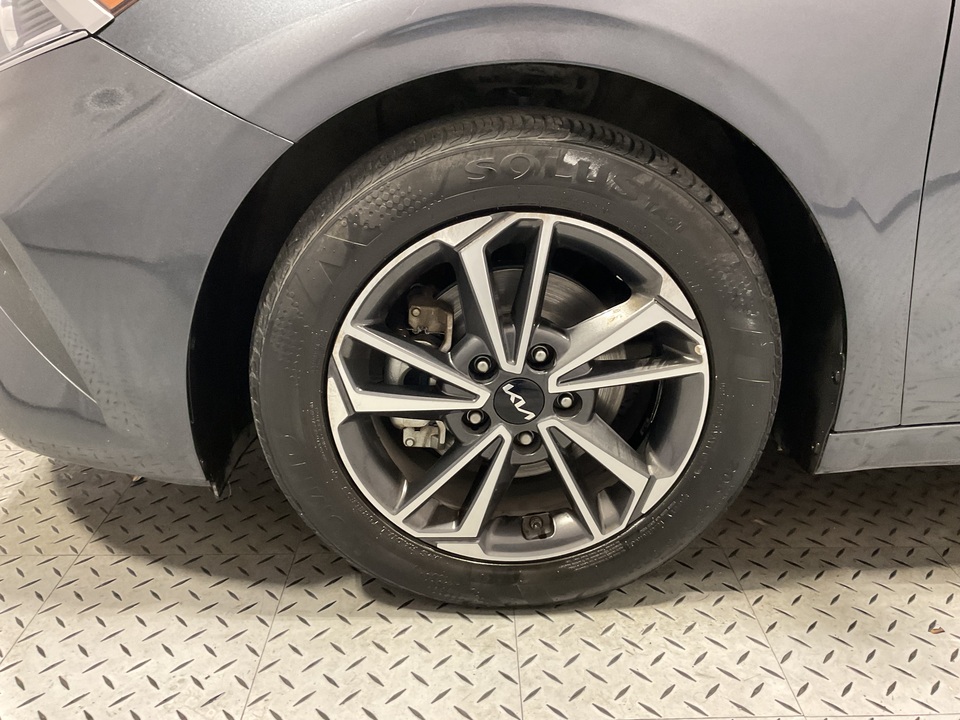 2022 Kia Forte FE