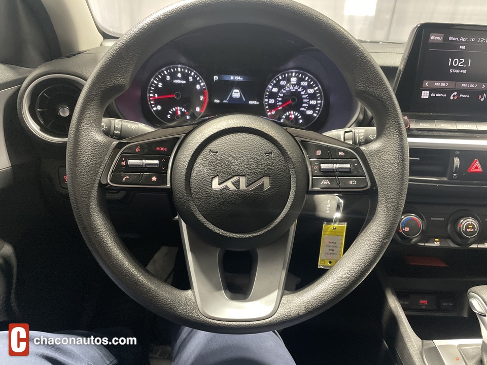 2022 Kia Forte FE