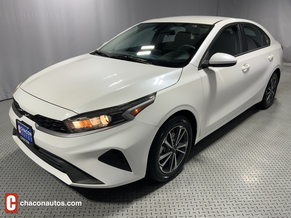 2022 Kia Forte FE