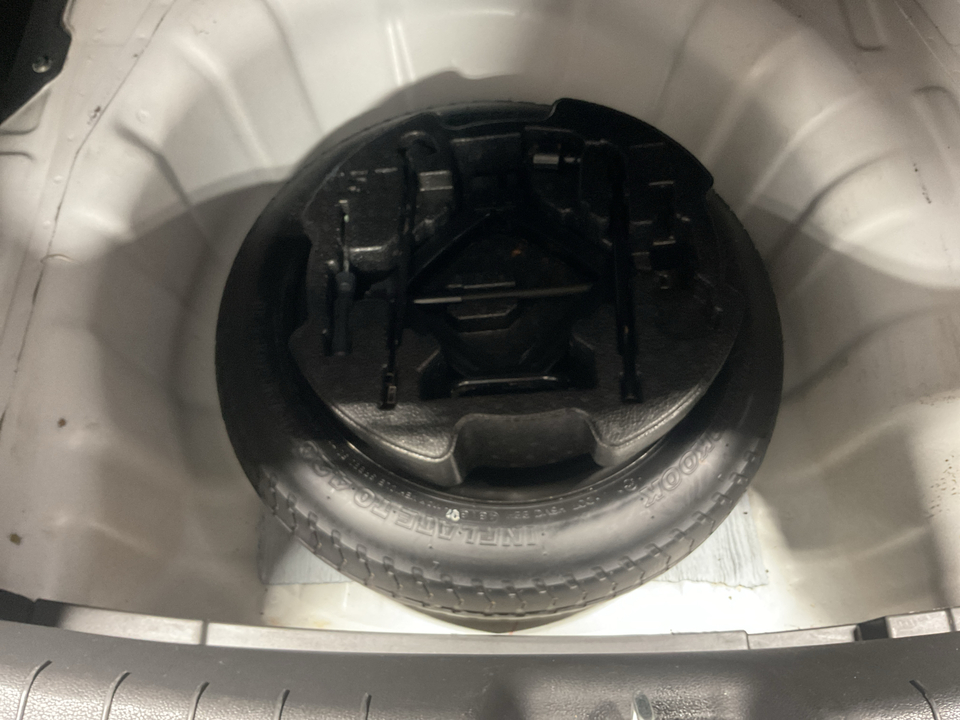 2019 Hyundai Elantra SE 6AT