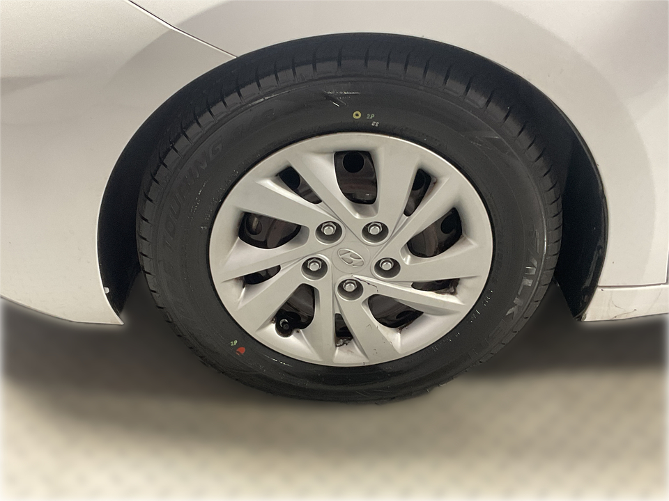 2019 Hyundai Elantra SE 6AT
