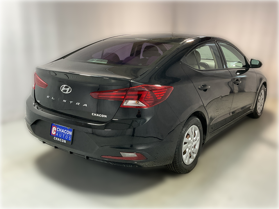 2019 Hyundai Elantra SE 6AT