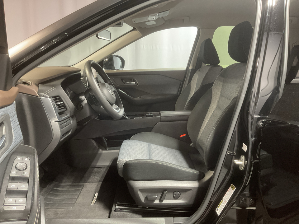 2023 Nissan Rogue SV AWD