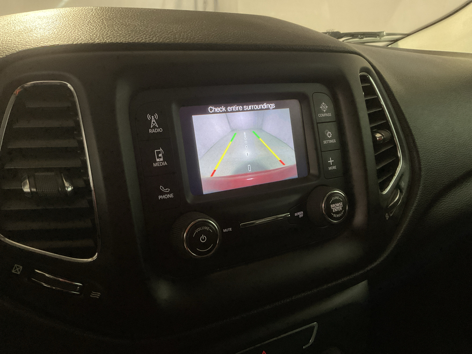 2018 Jeep Compass Latitude FWD