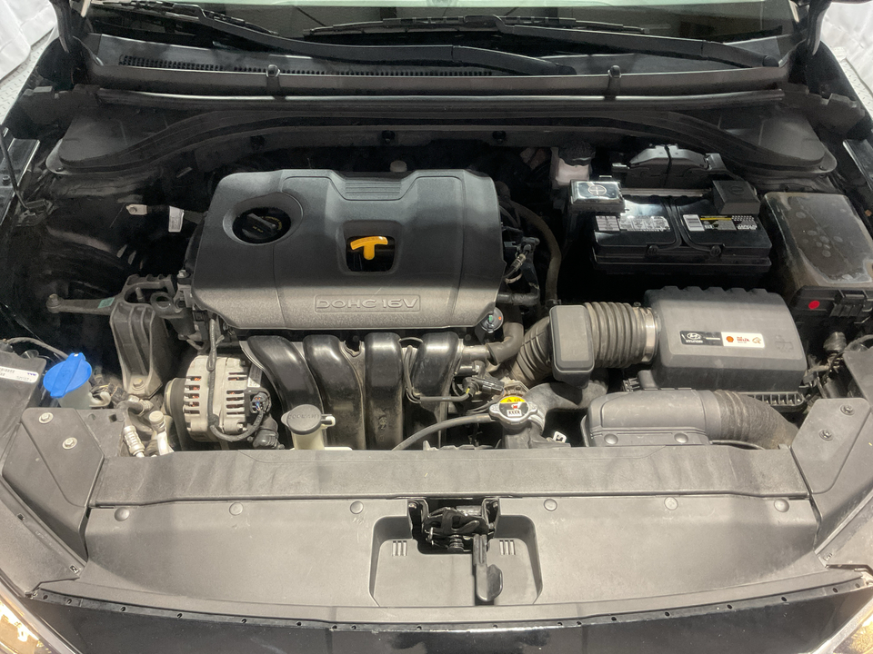 2019 Hyundai Elantra SE 6AT