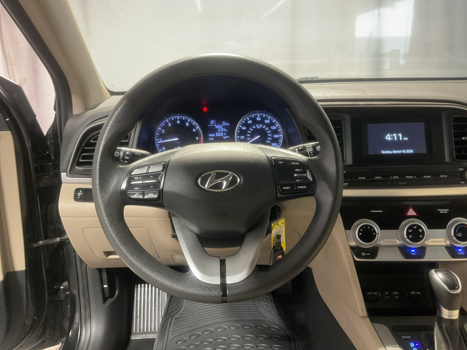 2019 Hyundai Elantra SE 6AT