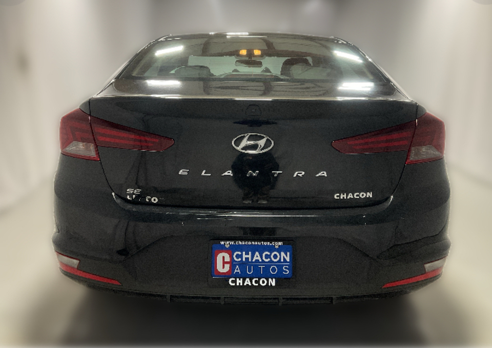 2019 Hyundai Elantra SE 6AT