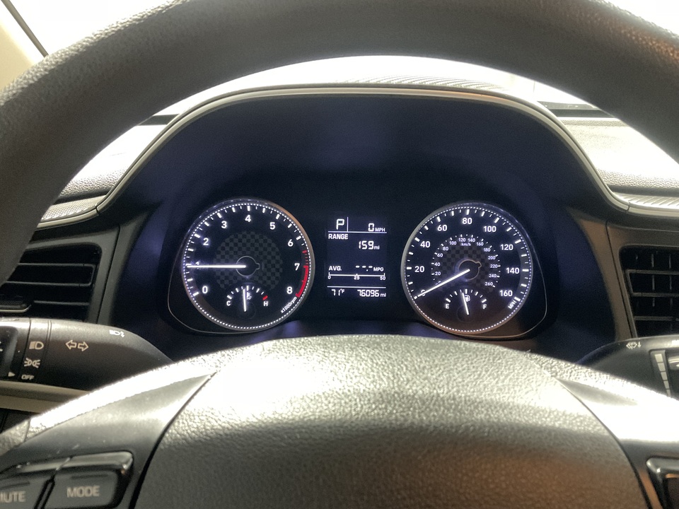 2019 Hyundai Elantra SE 6AT