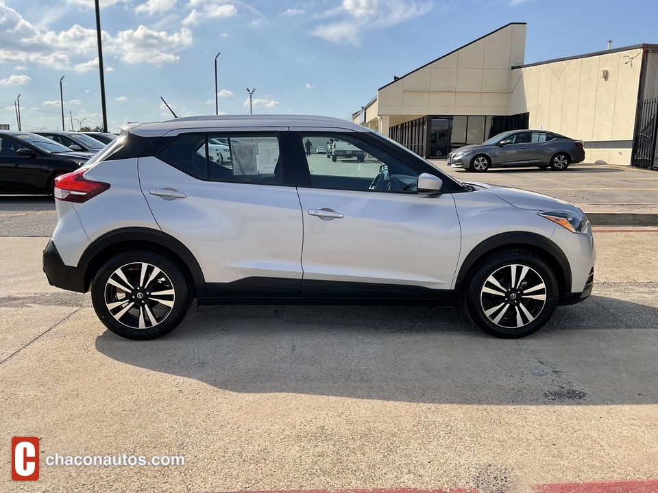 2020 Nissan Kicks SV