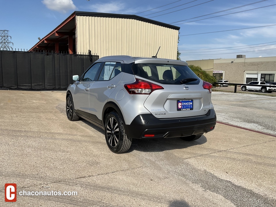 2020 Nissan Kicks SV