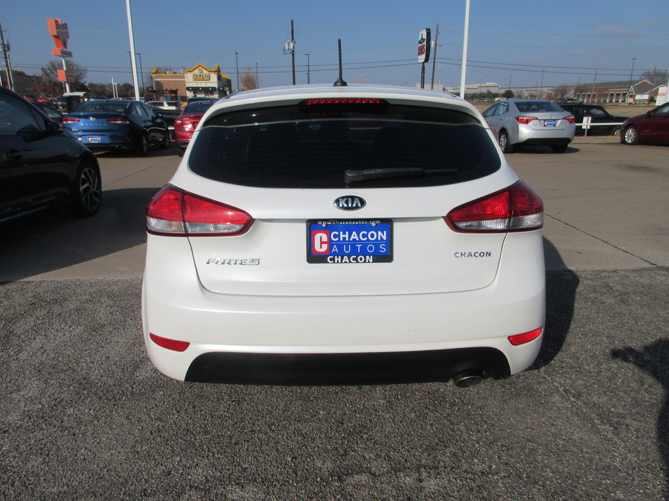 2016 Kia Forte 5-Door EX