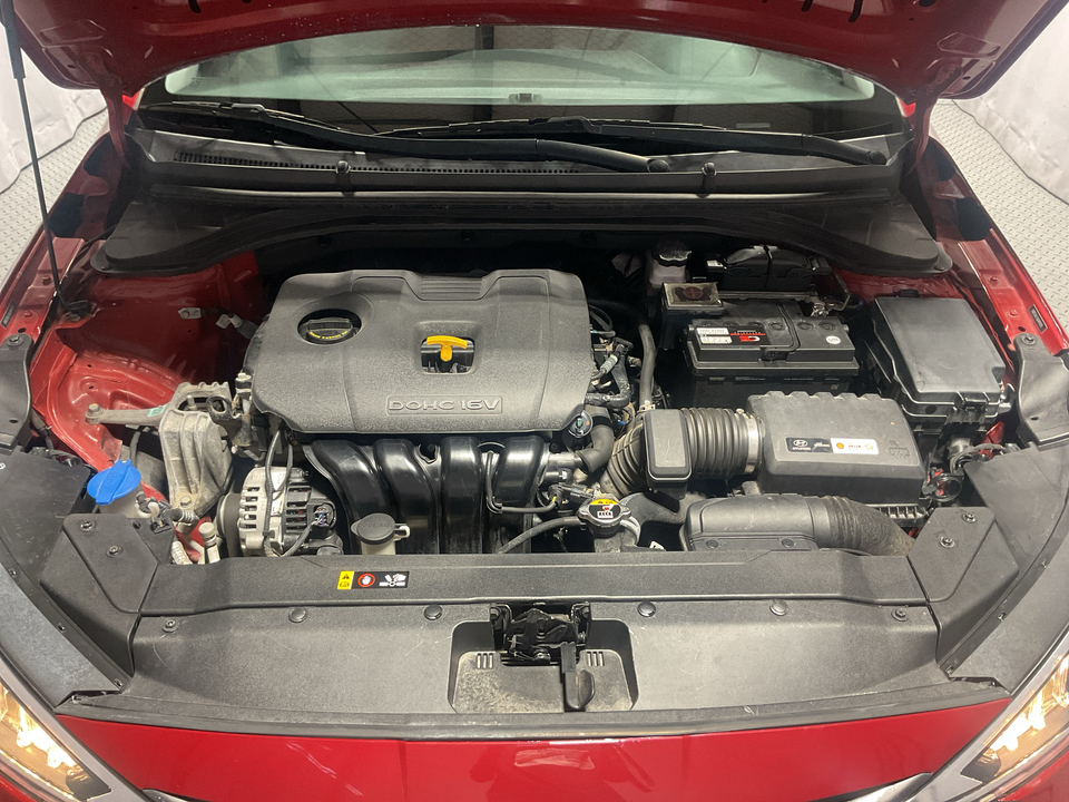 2019 Hyundai Elantra SE 6AT