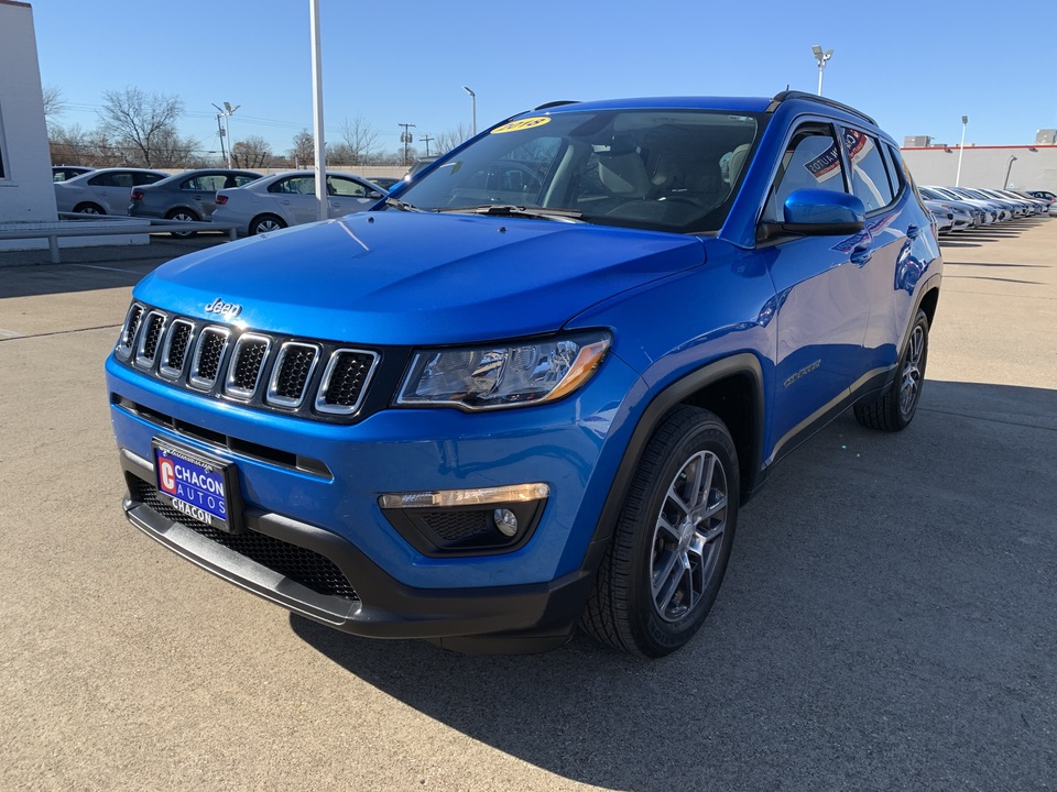 Used 2018 Jeep Compass Latitude FWD for Sale Chacon Autos