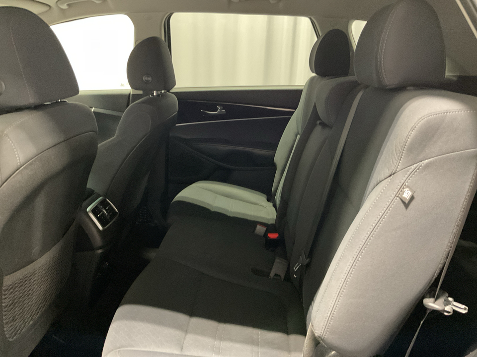 2019 Kia Sorento LX V6 2WD