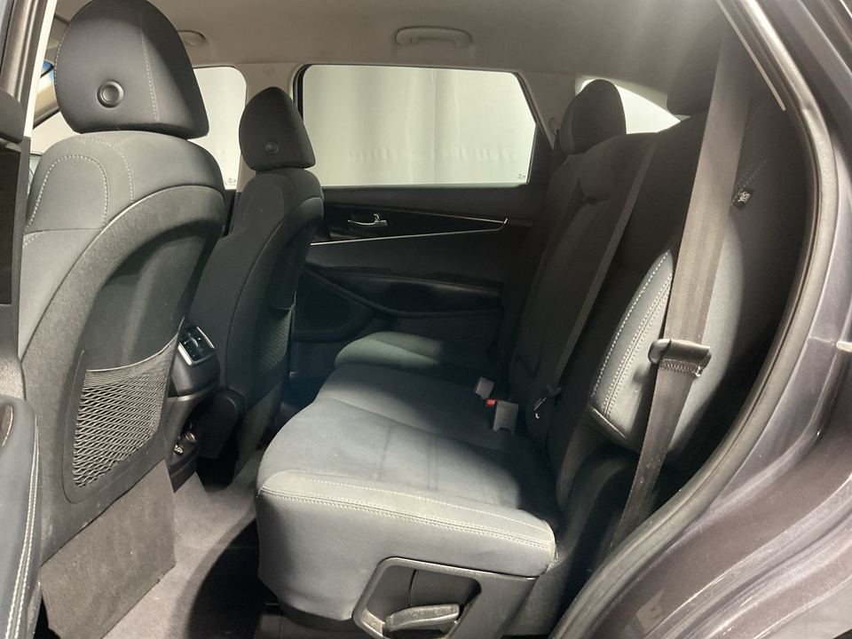 2019 Kia Sorento LX V6 2WD