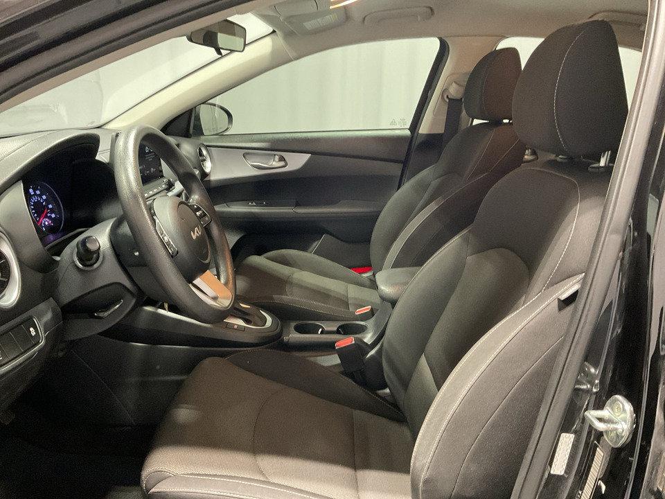 2022 Kia Forte FE