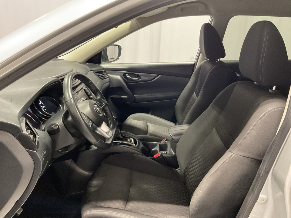 2020 Nissan Rogue SV 2WD