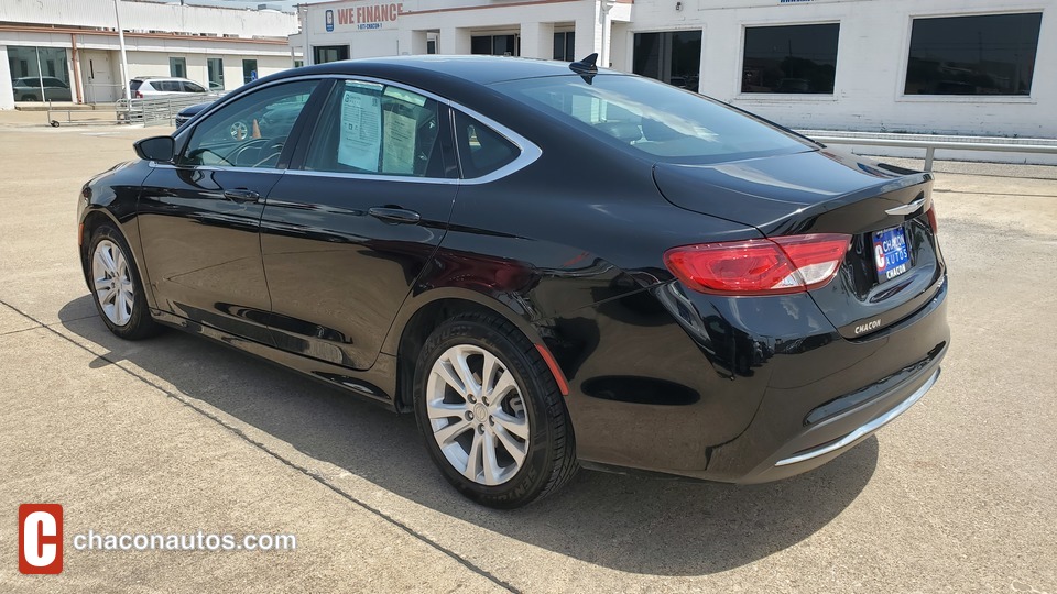 2017 Chrysler 200 Limited Platinum